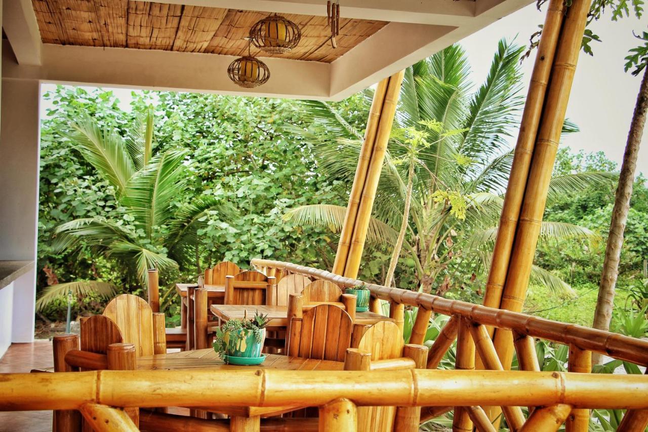 Seaside Garden Ecolodge Mompiche Exterior photo